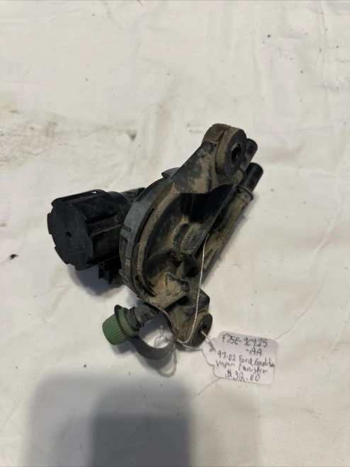 1997-2002 Ford Expedition F75E9C915AA Used OEM EVAP Vapor Charcoal Canister