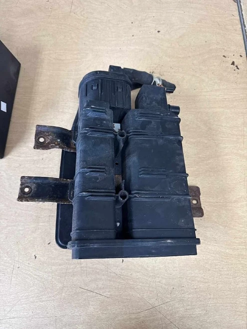 2003-2007 Honda Accord 2.4L/3.0L Used OEM EVAP Vapor Charcoal Canister