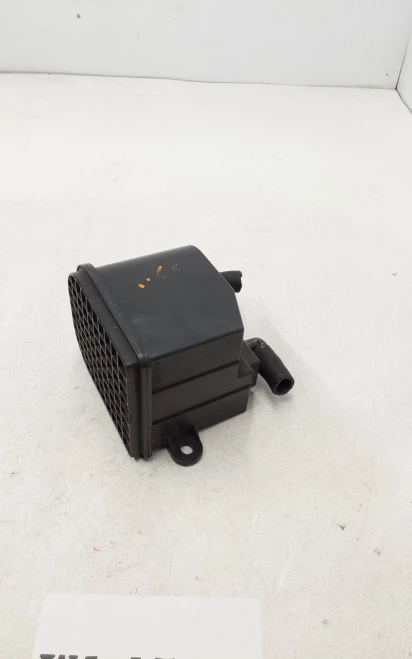 2007 Honda Accord 17011SHJA01 Used OEM EVAP Vapor Charcoal Canister