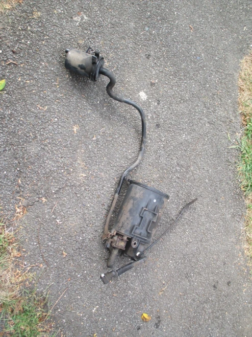 2003 Honda Civic Used OEM EVAP Vapor Charcoal Canister