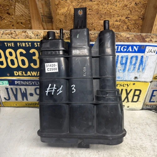 2019 Hyundai Sonata 31420C2500 2.4L Used OEM EVAP Vapor Charcoal Canister