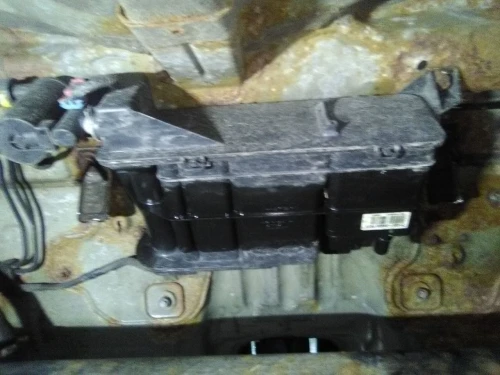 Hyundai Elantra Used OEM EVAP Vapor Charcoal Canister