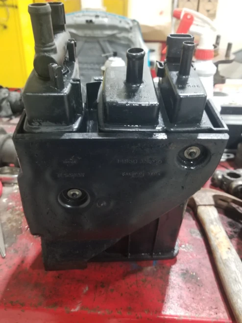 2006 Infiniti G35 Used OEM EVAP Vapor Charcoal Canister