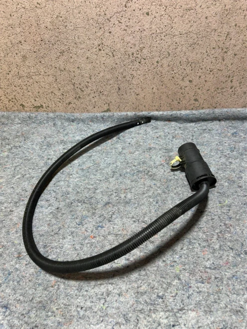 Jeep 04627332AB Used OEM EVAP Vapor Charcoal Canister