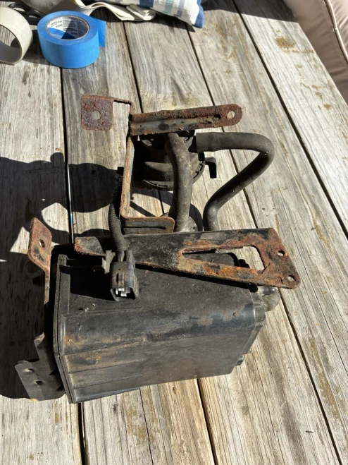 1997 Jeep Wrangler Used OEM EVAP Vapor Charcoal Canister