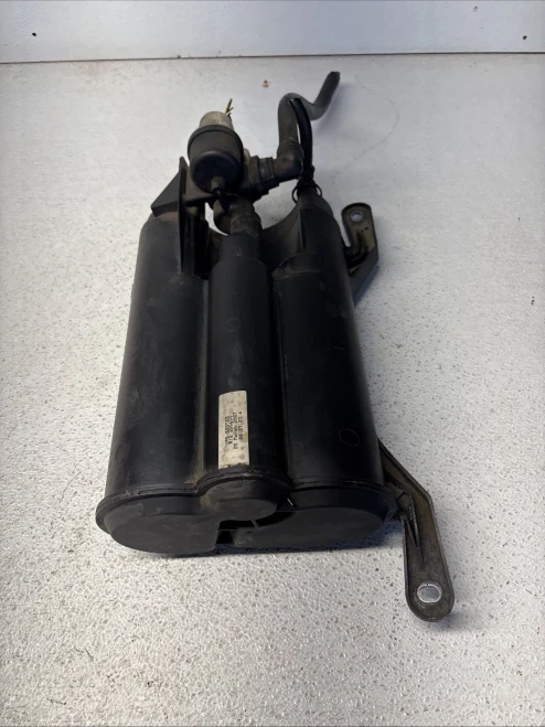 2006 Land Rover Range Rover Sport WTB500260 Used OEM EVAP Vapor Charcoal Canister