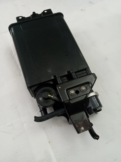 2007-2009 Lexus RX350 Used OEM EVAP Vapor Charcoal Canister