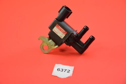 1995-1997 Lexus LS400 Used OEM EVAP Vapor Charcoal Canister