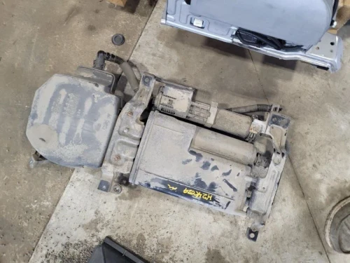 2013 Lexus ES300h Used OEM EVAP Vapor Charcoal Canister