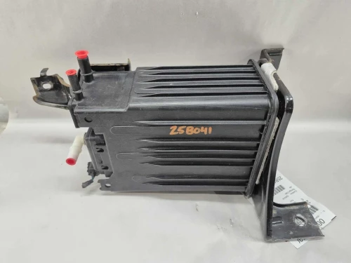 2015 Lincoln FL1Z9D653A 3.5L Used OEM EVAP Vapor Charcoal Canister