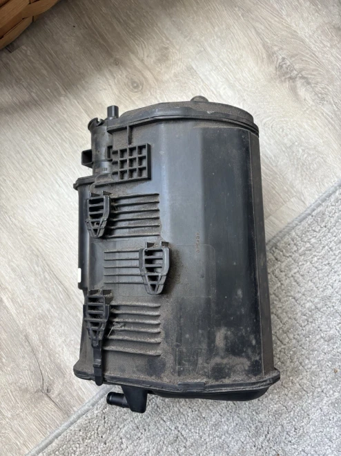 2008-2014 Mercedes-Benz C300 Used OEM EVAP Vapor Charcoal Canister