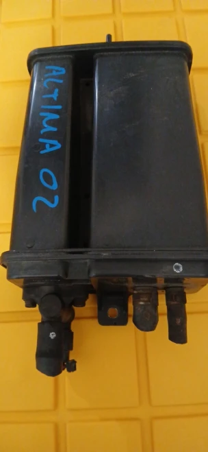 2002 Nissan Altima Used OEM EVAP Vapor Charcoal Canister