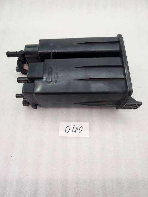 2010 Nissan Used OEM EVAP Vapor Charcoal Canister