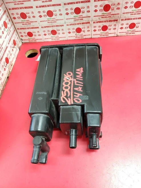 2004 Nissan Altima Used OEM EVAP Vapor Charcoal Canister