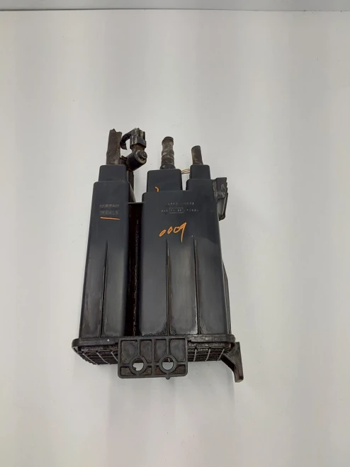 2008-2013 Nissan Rogue 14950JM00B Used OEM EVAP Vapor Charcoal Canister
