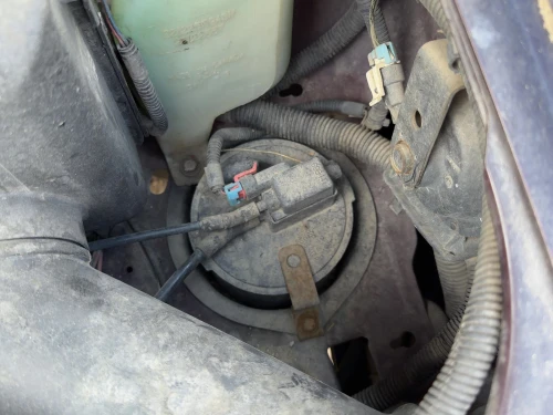 1994-1995 Oldsmobile Eighty Eight Used OEM EVAP Vapor Charcoal Canister