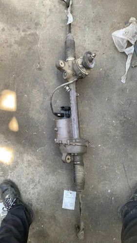 2009-2016 Volkswagen Tiguan Gear Power Rack & Pinion Asembly Electric Assist Oem used OEM rack and pinion