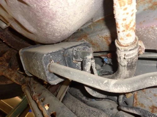 2001 Pontiac Sunfire Used OEM EVAP Vapor Charcoal Canister