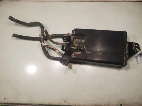 2015-2016 Toyota Sienna 7774008030 3.5L Used OEM EVAP Vapor Charcoal Canister