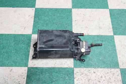 2007-2009 Toyota Used OEM EVAP Vapor Charcoal Canister