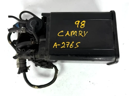 1998-2000 Toyota Camry 7774033111 Used OEM EVAP Vapor Charcoal Canister