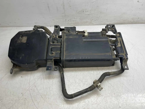 2012-2017 Toyota Camry 7774033200 Used OEM EVAP Vapor Charcoal Canister