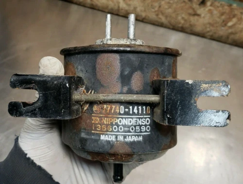Toyota Celica Used OEM EVAP Vapor Charcoal Canister