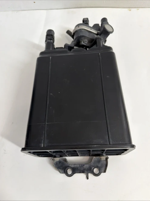 2001-2007 Toyota Sequoia Used OEM EVAP Vapor Charcoal Canister