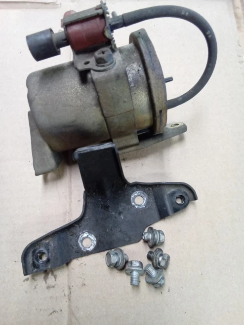 1986-1992 Toyota Supra Used OEM EVAP Vapor Charcoal Canister
