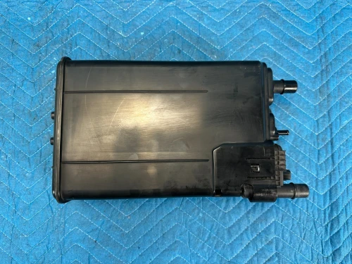 2010-2022 Toyota 4Runner 7774035520 Used OEM EVAP Vapor Charcoal Canister