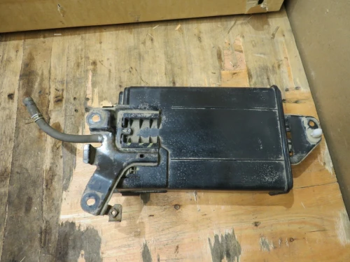 2011-2014 Toyota Sienna 3.5L Used OEM EVAP Vapor Charcoal Canister