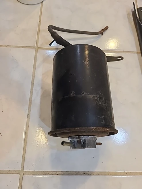 1986-1992 Toyota Supra 7774014410 Used OEM EVAP Vapor Charcoal Canister
