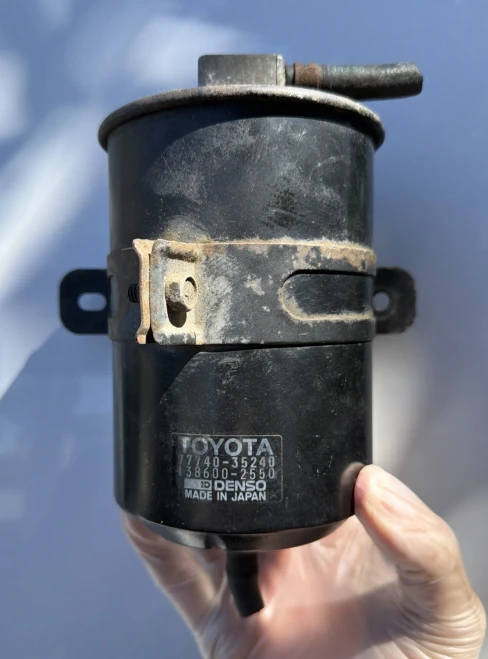 1987-1995 Toyota 4Runner Used OEM EVAP Vapor Charcoal Canister