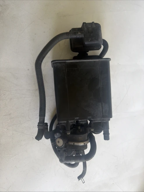 2010-2011 Toyota Corolla Used OEM EVAP Vapor Charcoal Canister