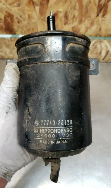 1982-1983 Toyota Used OEM EVAP Vapor Charcoal Canister