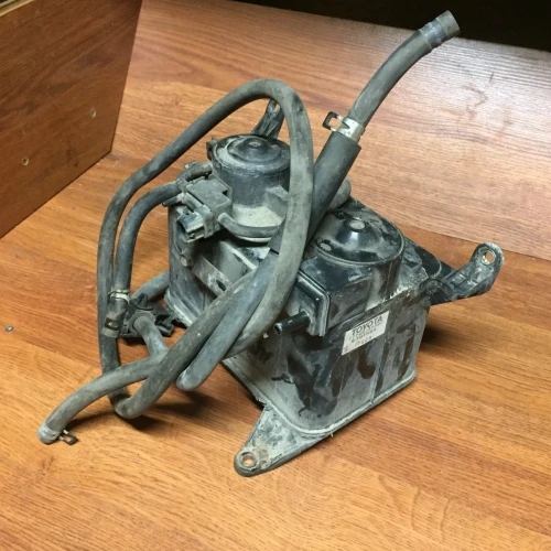 1996-2004 Toyota 4Runner Used OEM EVAP Vapor Charcoal Canister