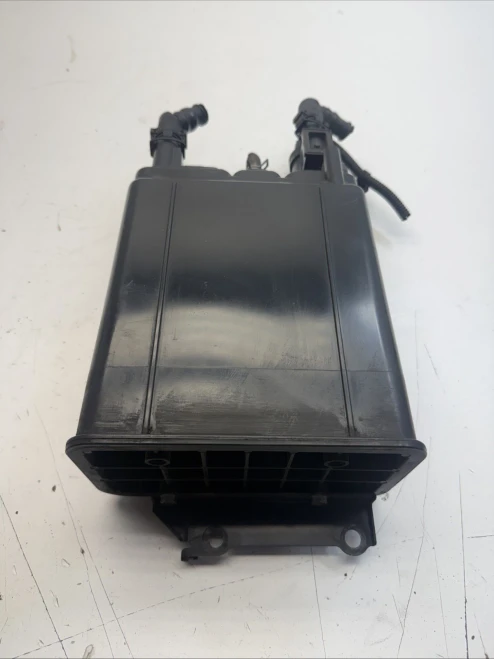 2003-2005 Toyota 4Runner Used OEM EVAP Vapor Charcoal Canister