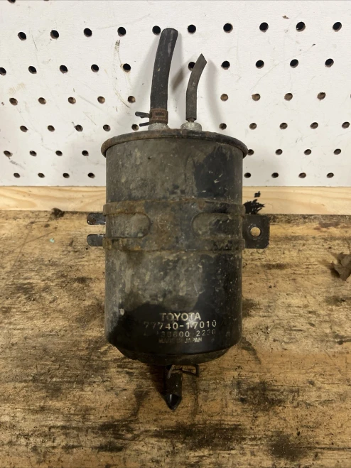 1985-1989 Toyota MR2 7774017010 Used OEM EVAP Vapor Charcoal Canister