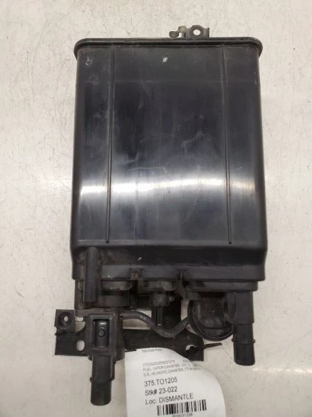 2004-2007 Toyota Sienna 7774008020 3.3L Used OEM EVAP Vapor Charcoal Canister