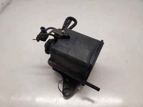 1996-2000 Toyota Camry 7770433032 3.0L Used OEM EVAP Vapor Charcoal Canister