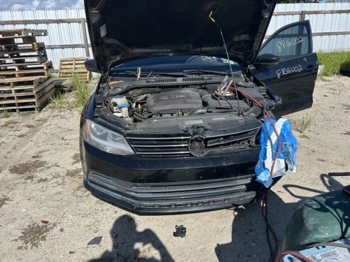 2015 Volkswagen Jetta 104872287 Used OEM EVAP Vapor Charcoal Canister