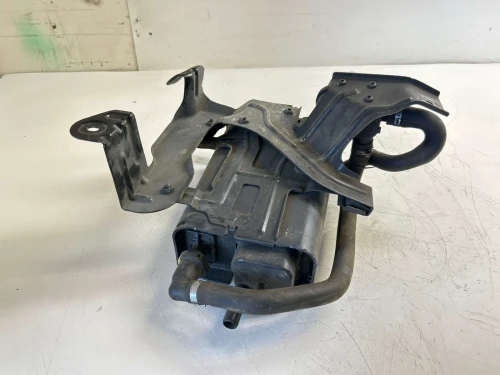 2004-2010 Volvo XC70 31342749 Used OEM EVAP Vapor Charcoal Canister
