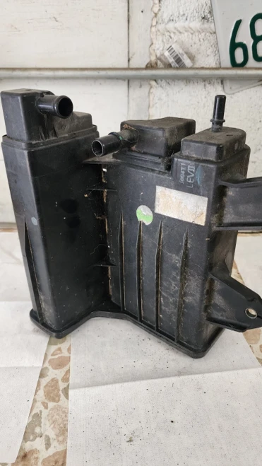 2005-2013 Volvo C70 Used OEM EVAP Vapor Charcoal Canister