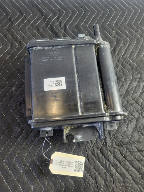 2018-2022 Volvo XC40 32203645 2.0L FWD Used OEM EVAP Vapor Charcoal Canister