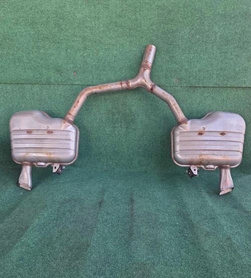 2025 Audi A4 8W5253609B 8W5253610B 8W5253611A 8W5253612A Used OEM Exhaust Muffler