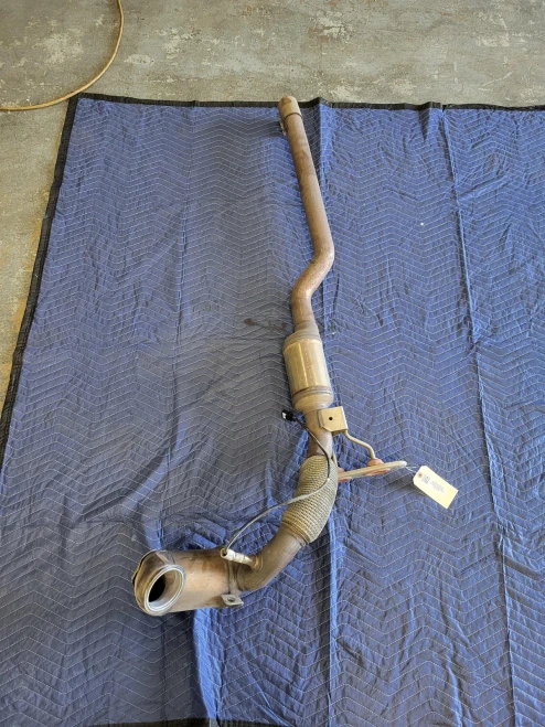 2019-2025 Audi Q3 2.0L Front AWD Used OEM Exhaust Muffler