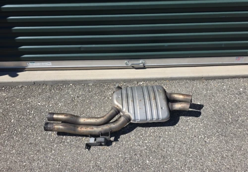 2008-2012 Audi S5 8K0253411H 4.2L Center Used OEM Exhaust Muffler