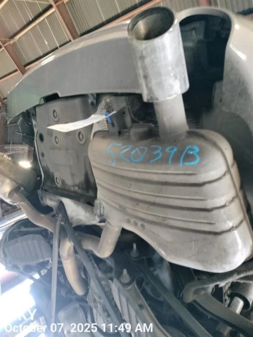 2018 Audi A5 8W7253610 Right/Passenger Used OEM Exhaust Muffler