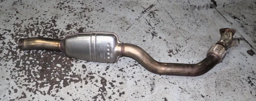 2020-2023 Audi RS6 4.0L Left/Driver Front Used OEM Exhaust Muffler