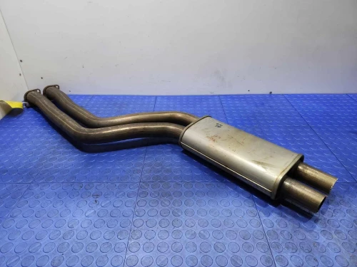 2003-2005 BMW Z4 18107518713 Center Used OEM Exhaust Muffler